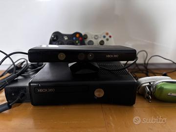 Xbox 360 con kinect e 2 controller