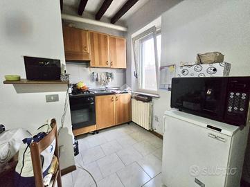 2 LOCALI A BIBBIANO
