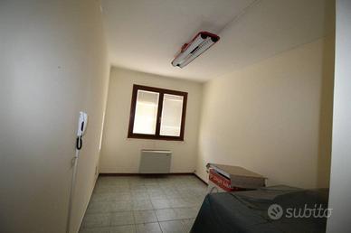Immobile di 27 m² con 1 locale a Montevarchi