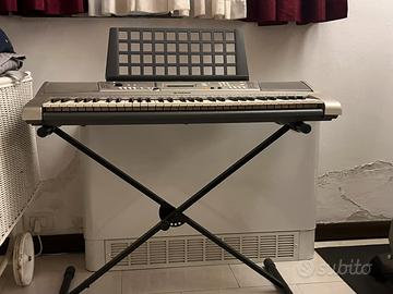 Pianola Yamaha PSP E313