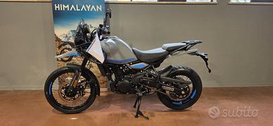 Royal Enfield Himalayan 450 poppy blue