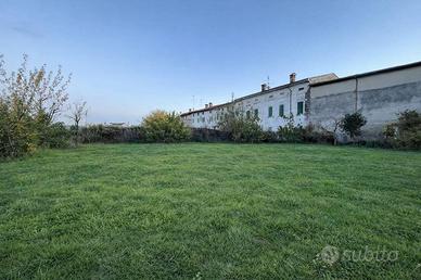 Terreno edificabile residenziale/artigianale in ce