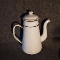 Caffettiera Vintage in smalto bianca