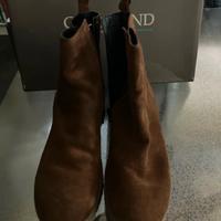 Stivaletti con zeppa