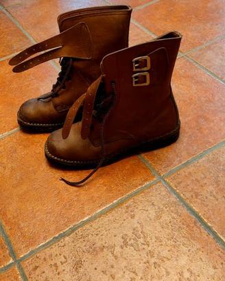 Scarponi anfibi. 44/45