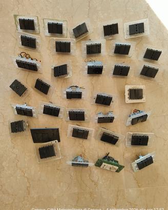 materiale elettrico Interruttori, Prese e Placche