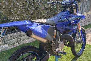 Yamaha YZ 125