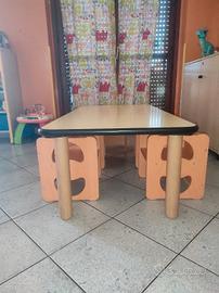 Tavolo sei post bambini