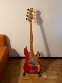 Squier Precision Bass