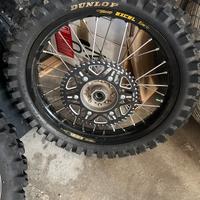 Suzuki  Honda Cerchi. Motocross