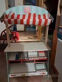 Bancarella giocattolo