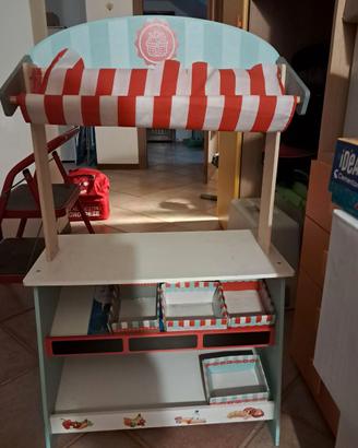 Bancarella giocattolo