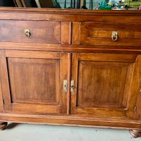 Credenza antica