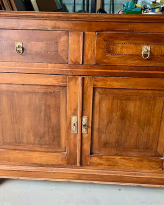 Credenza antica