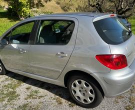 Peugeot 307 - 2001