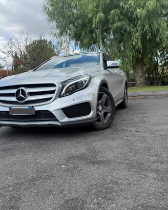 Mercedes-benz GLA 220 d Automatic 4Matic Premium