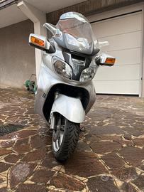 suzuki burgman 650