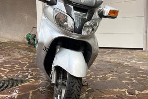 suzuki burgman 650