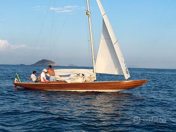 Barca a vela Dragone