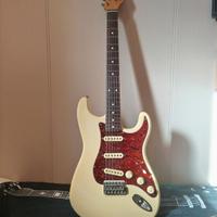 chitarra Fernandes Stratocaster the revival