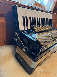 Fisarmonica Hohner Cornelia 3 a 96 bassi