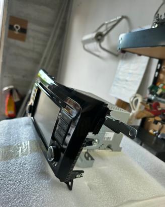 autoradio di serie nissan quashqai j11