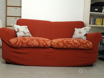divano 2 posti