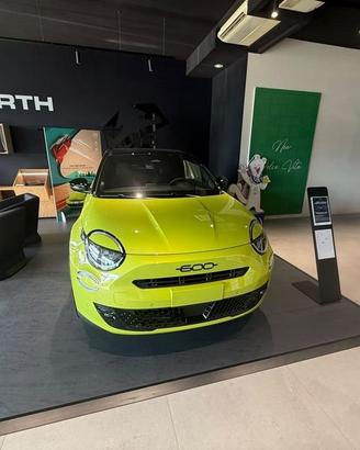 FIAT 600 1.2 Hybrid 145cv Sport Edizione mila...