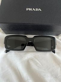 Occhiale nero  prada