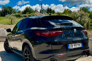 STELVIO 2.2 VELOCE 210cv
