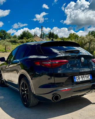 STELVIO 2.2 VELOCE 210cv