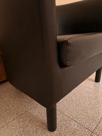 Poltrona nera 68-60 h63