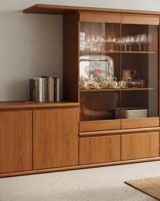 Salotto completo in legno con tavolo