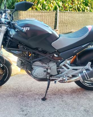 ducati monster dark 600