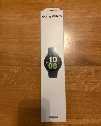 Samsung Galaxy Watch 5 Nero (graffio display)