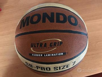 Pallone da basket nuovo