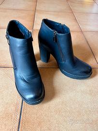 Stivaletti alla caviglia