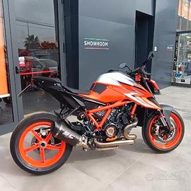Ktm 1290 Super Duke scarico sc