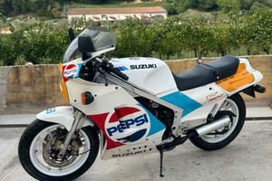 Suzuki rg 500
