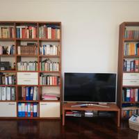 libreria e mobiletto TV