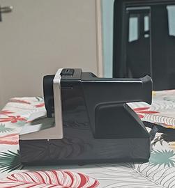 Polaroid 1000 land camera