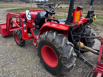 Kubota B2710