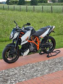Ktm 990 super duke r 2012 