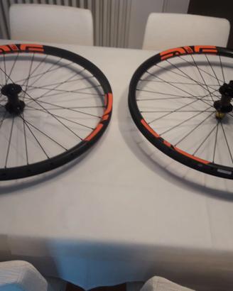 CYP WHEELS  29"  CARBON BOOST  - 1397 grammi
