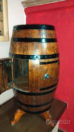 botte in legno , cantinetta 