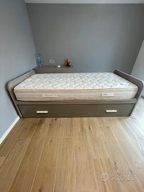 lettino singolo+ lettino estraibile con materassi