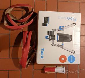 Rullo bici smart Tacx Flow Smart + 3 copertoni