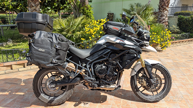 Triumph tiger 800 abs