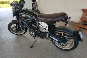 Ducati scrambler cafè Racer soli km4000