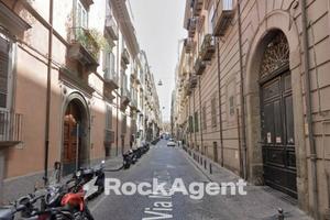 MONTE DI DIO - LOCALE USO DEPOSITO - BUONA RENDITA